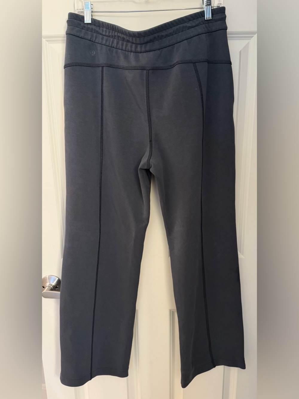 Lululemon Softstreme High-Rise Pant *Regular, Black, Size 10 - Picture 9 of 15